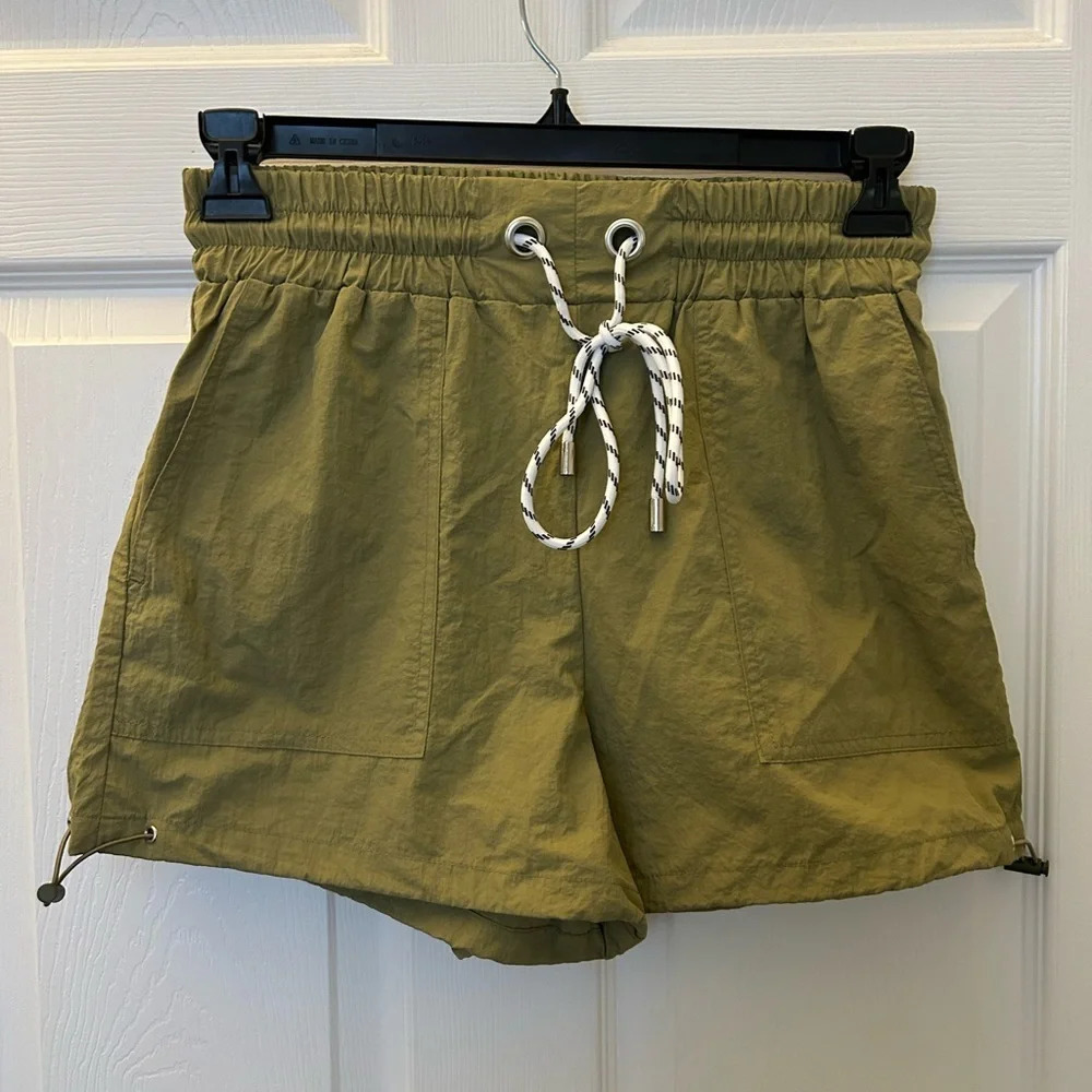 Pistola Olive Green Women's Shorts